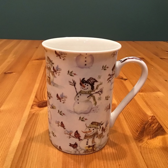 Kent Pottery Other - KENT POTTERY SNOWMAN & CARDINALS MUG